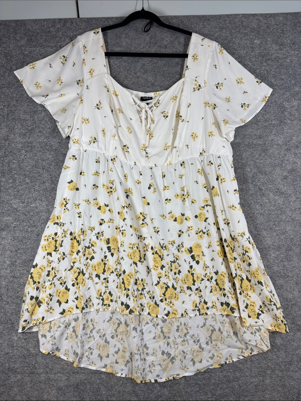 Torrid Floral Babydoll Dress Ivory Yellow Size 3 Cottagecore Boho Plus Summer